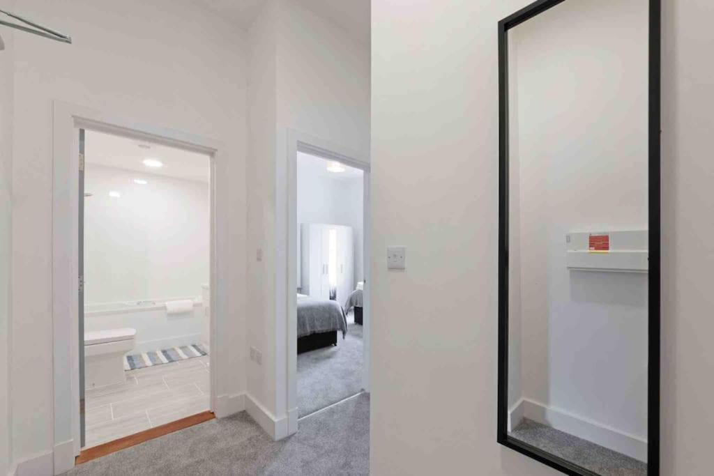 Town Center Apartment In Bishops Stortford Birchanger ภายนอก รูปภาพ